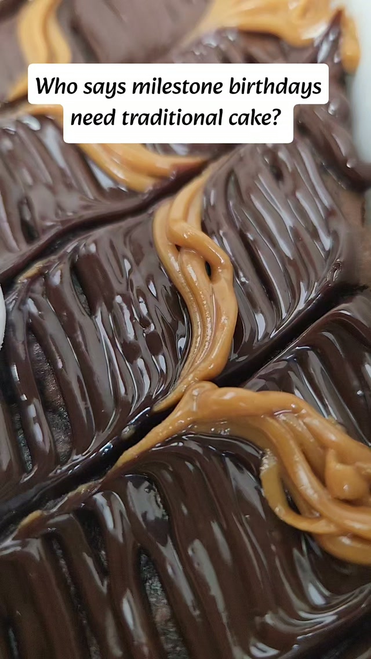 Glossy chocolate brownies